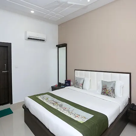 Oyo 9368 Hotel Pratap
